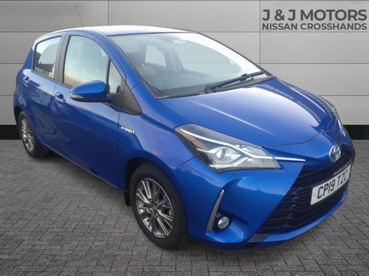 Main listing image - Toyota Yaris