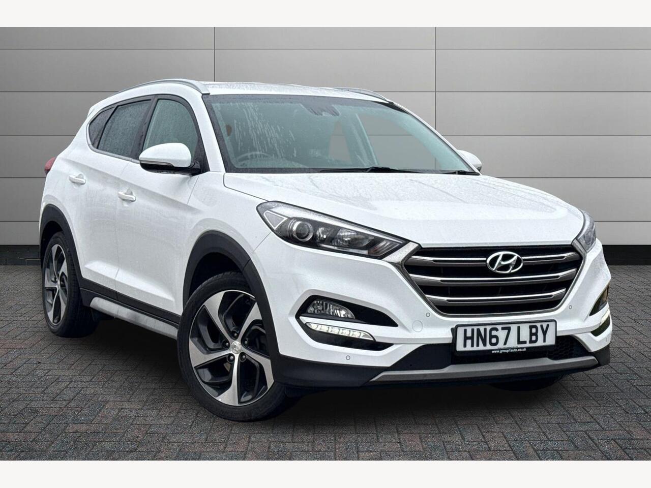 Main listing image - Hyundai Tucson