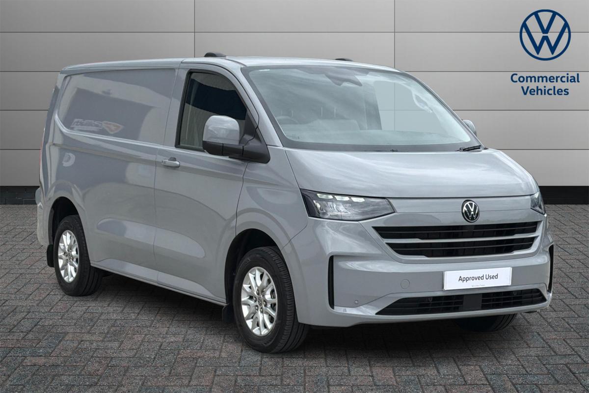 Main listing image - Volkswagen Transporter