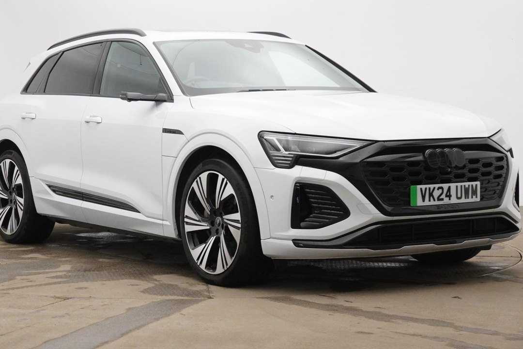 Main listing image - Audi Q8 e-tron