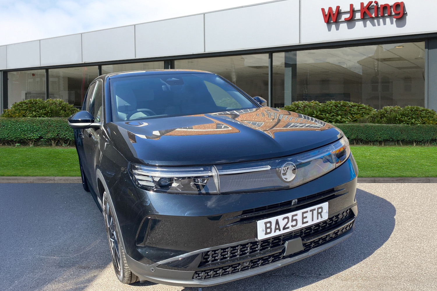 Main listing image - Vauxhall Grandland