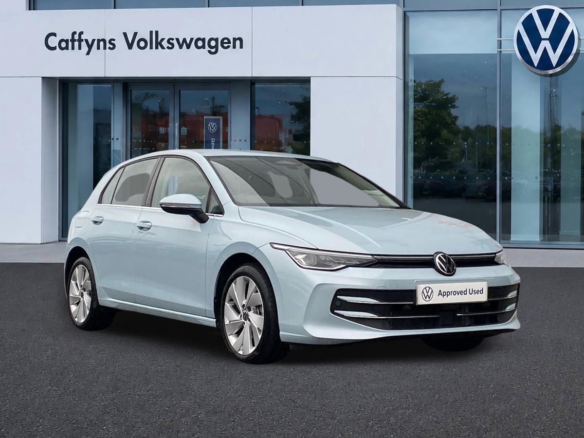 Main listing image - Volkswagen Golf