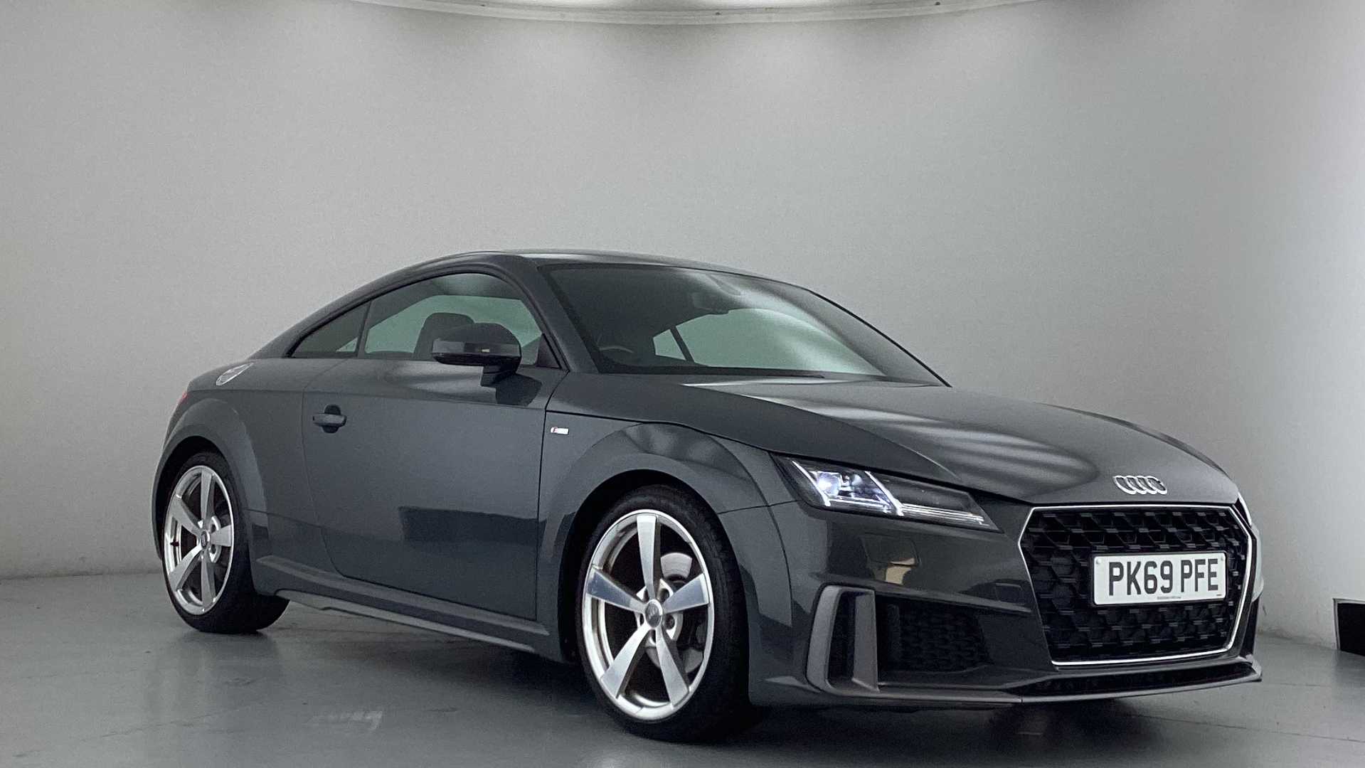 Main listing image - Audi TT