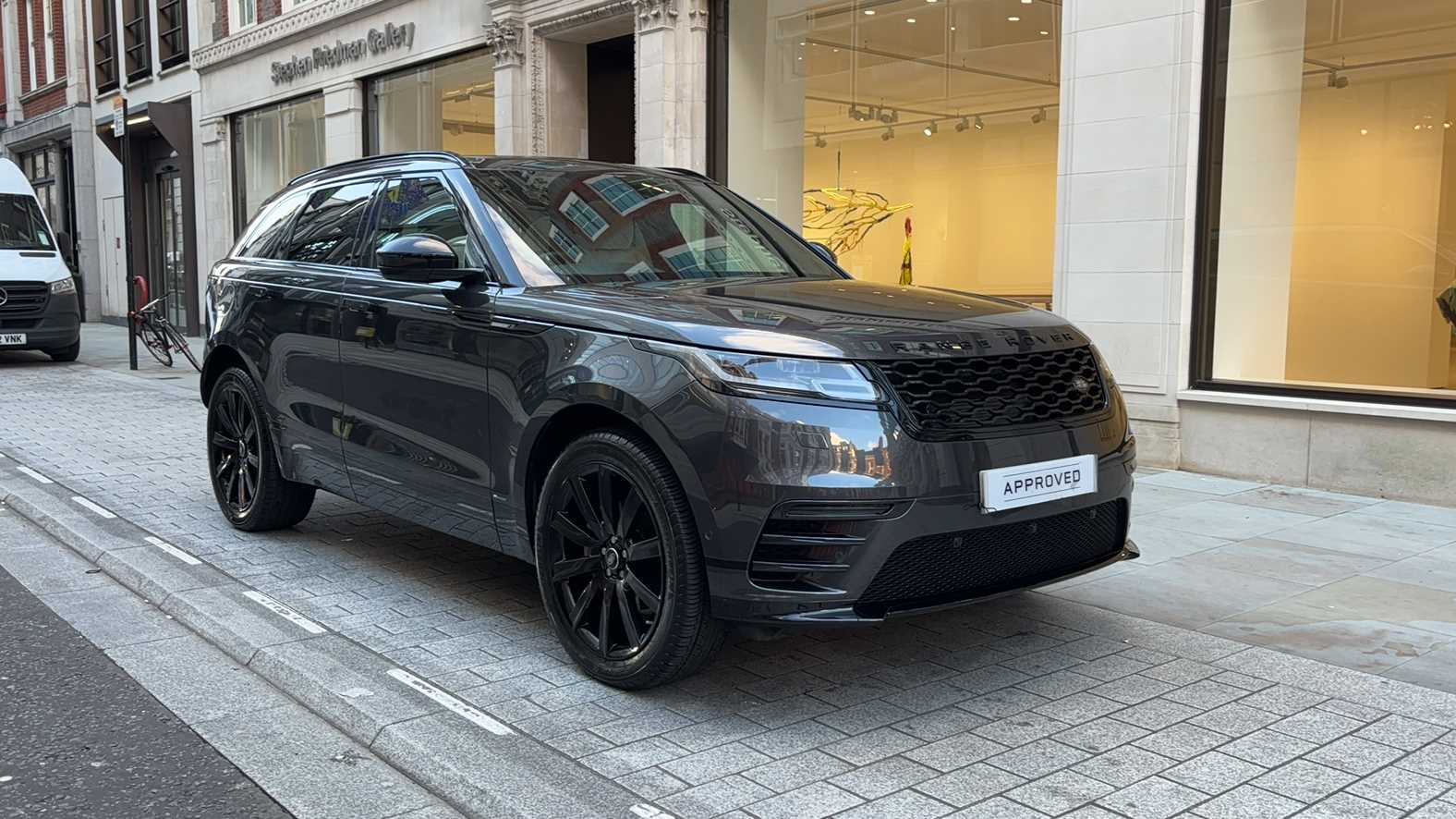 Main listing image - Land Rover Range Rover Velar