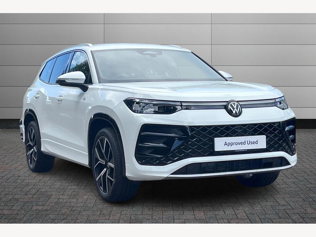 Main listing image - Volkswagen Tayron