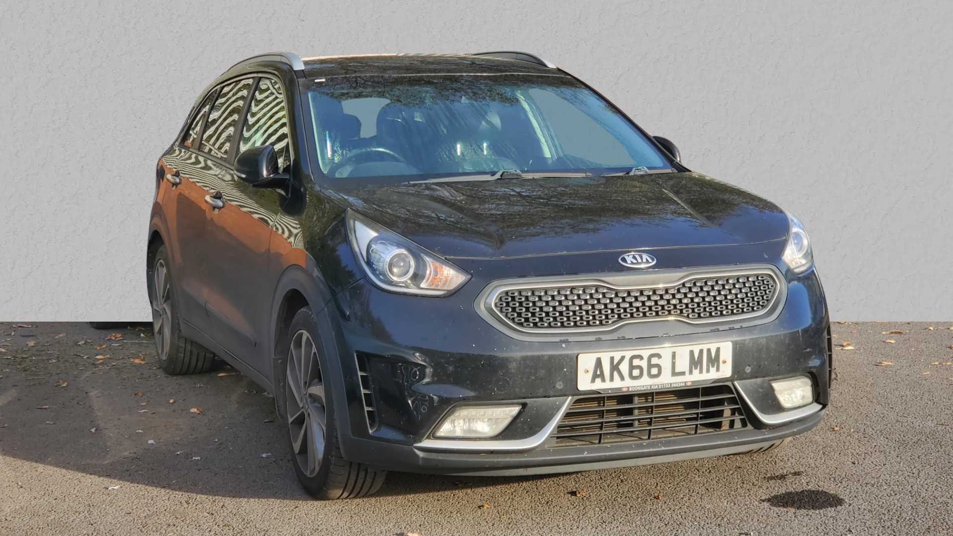 Main listing image - Kia Niro