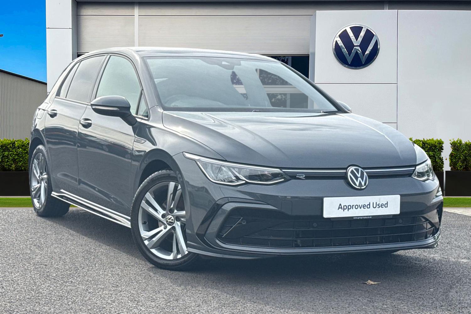 Main listing image - Volkswagen Golf