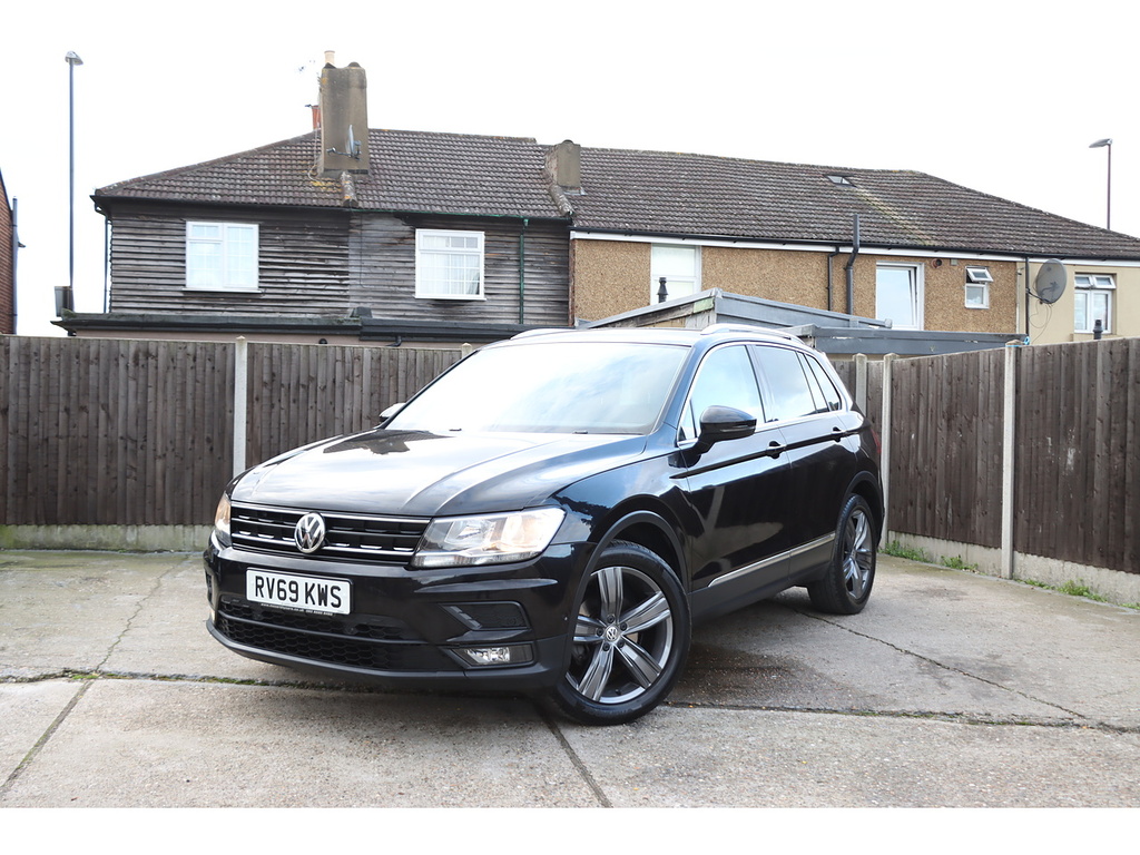 Main listing image - Volkswagen Tiguan