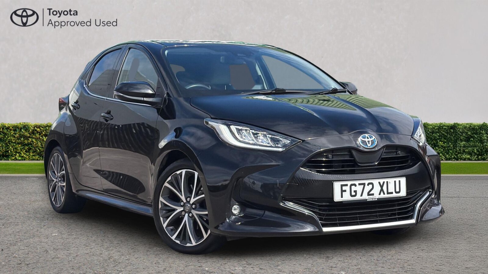 Main listing image - Toyota Yaris