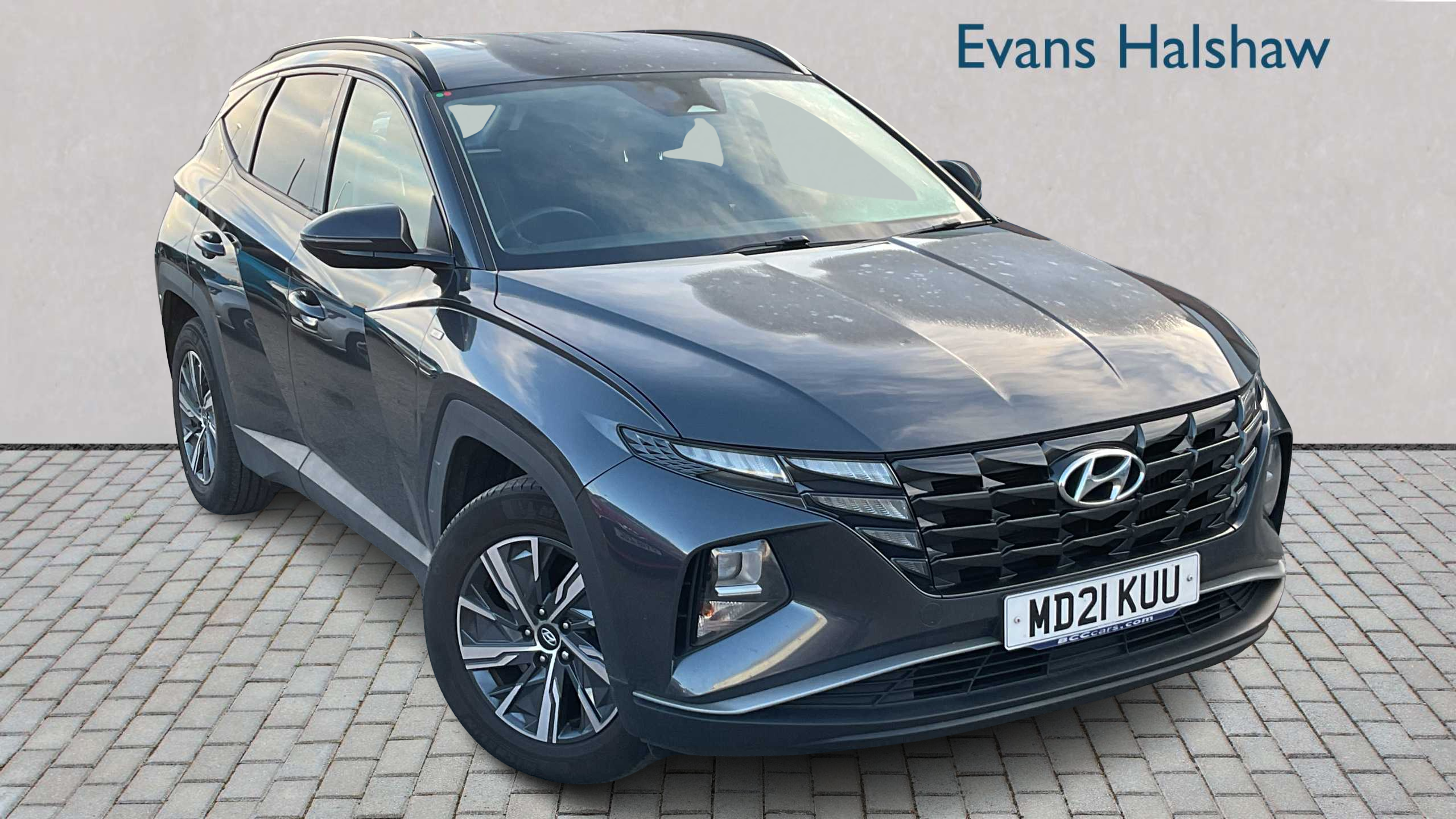 Main listing image - Hyundai Tucson