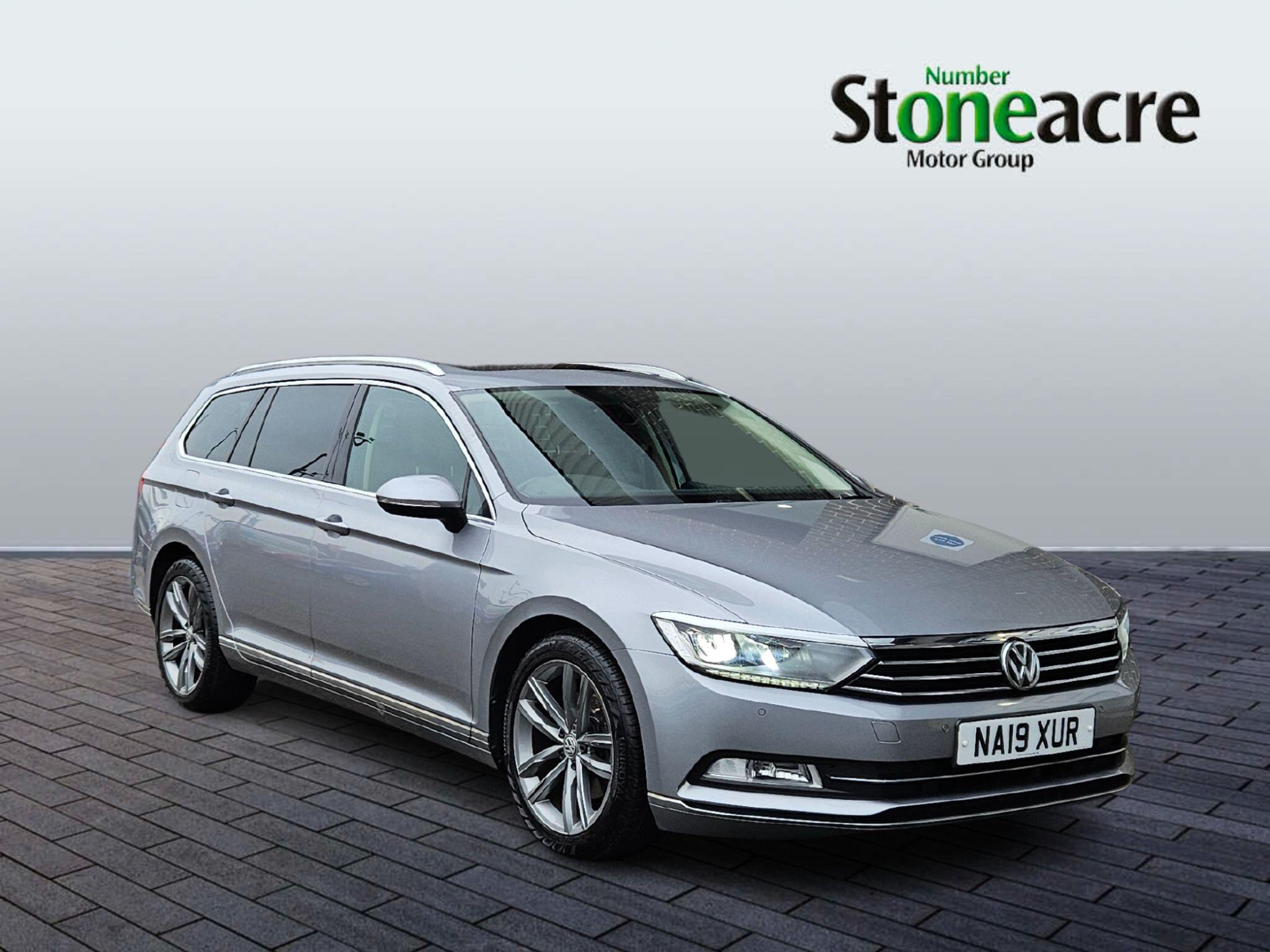 Main listing image - Volkswagen Passat Estate