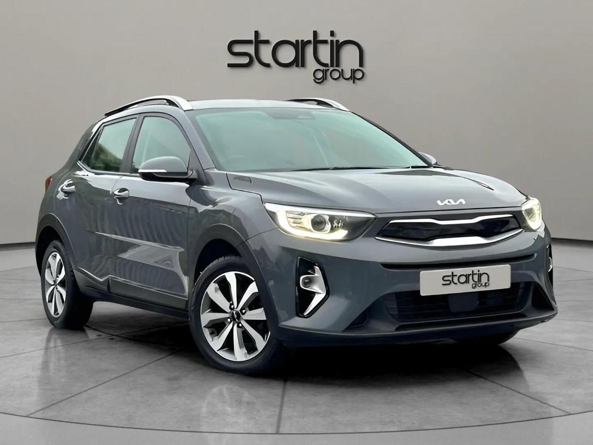 Main listing image - Kia Stonic