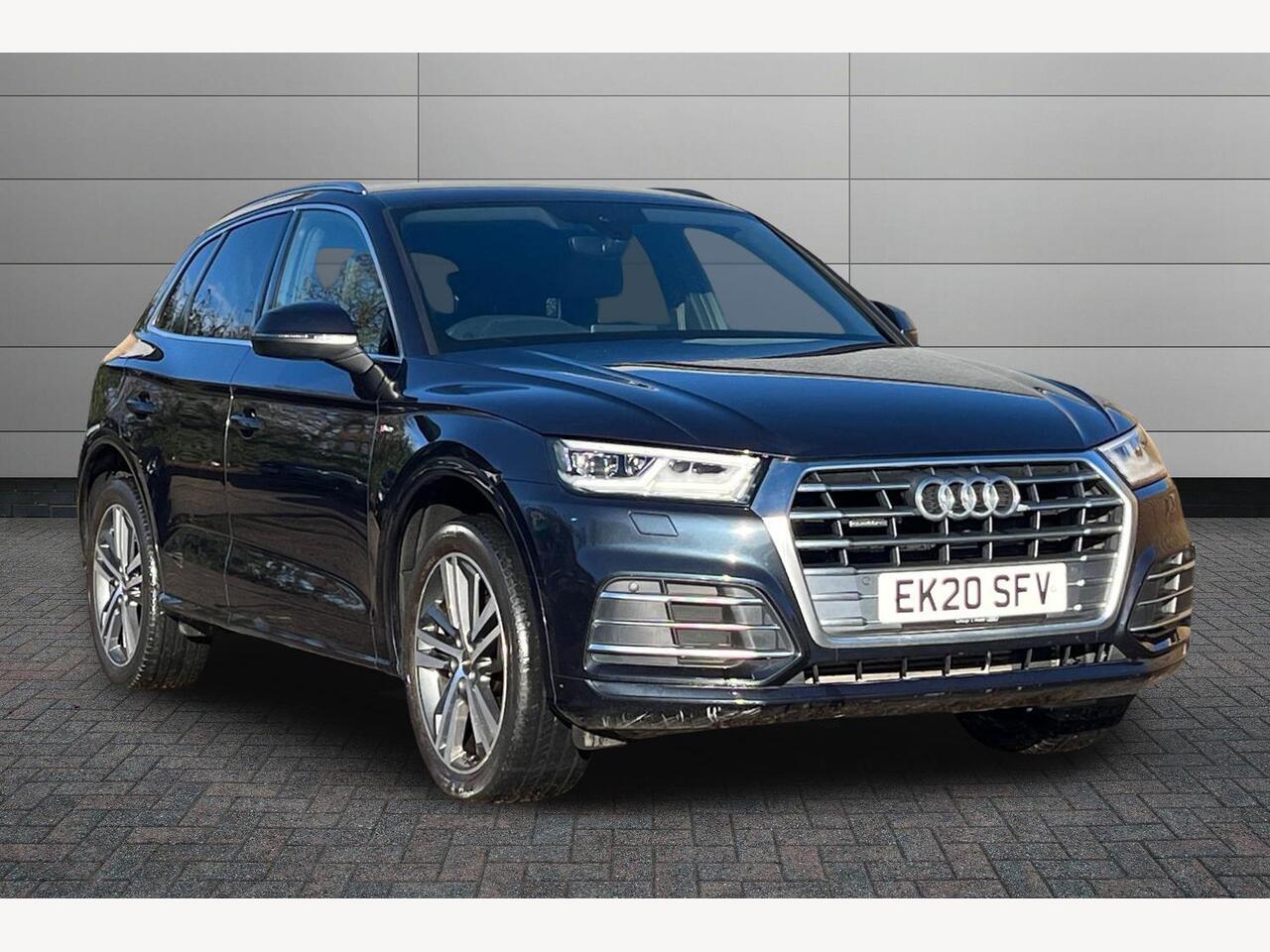 Main listing image - Audi Q5