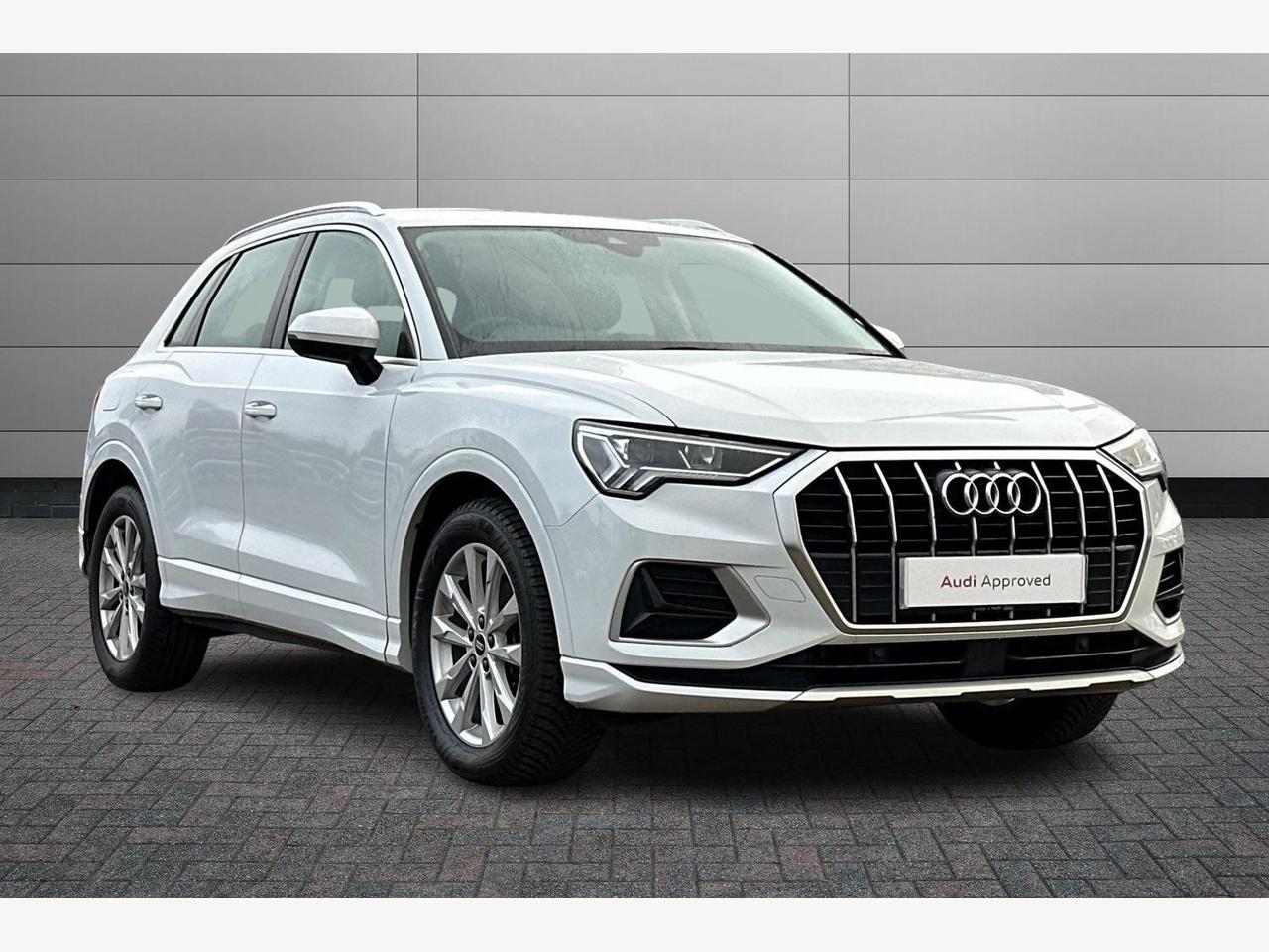 Main listing image - Audi Q3