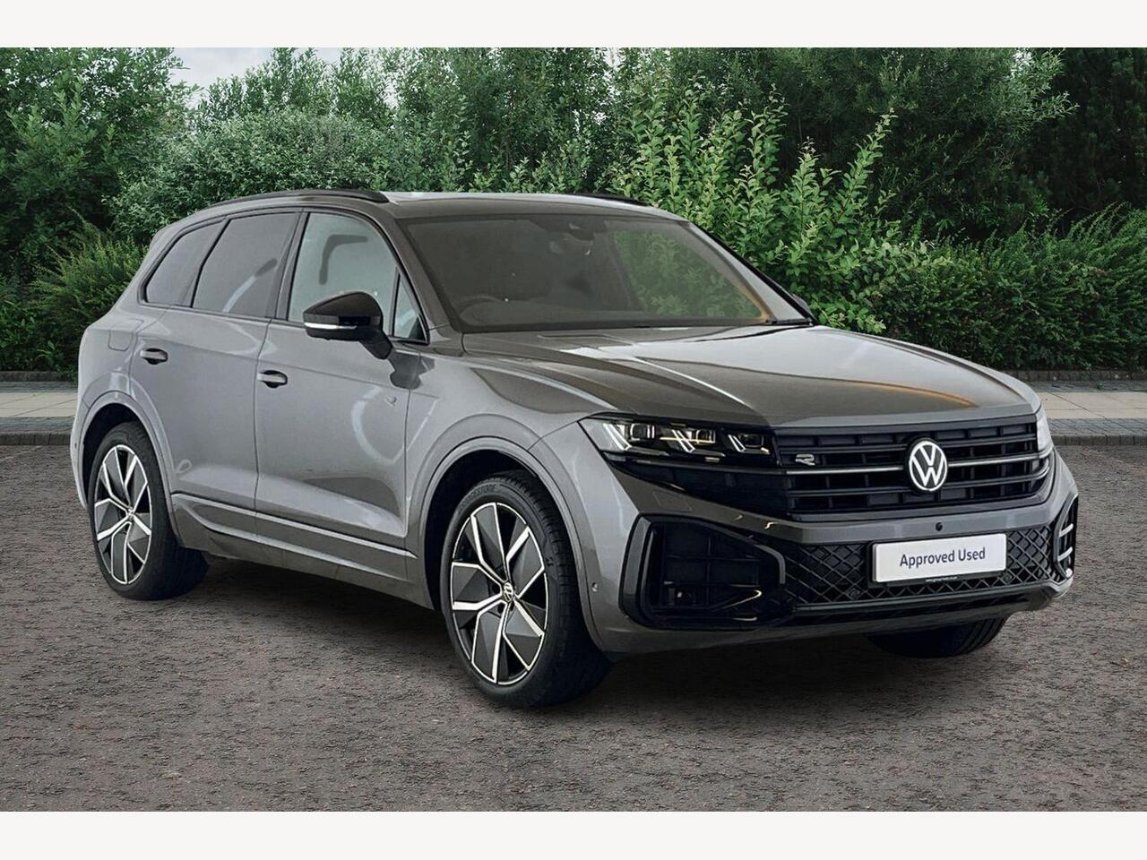 Main listing image - Volkswagen Touareg