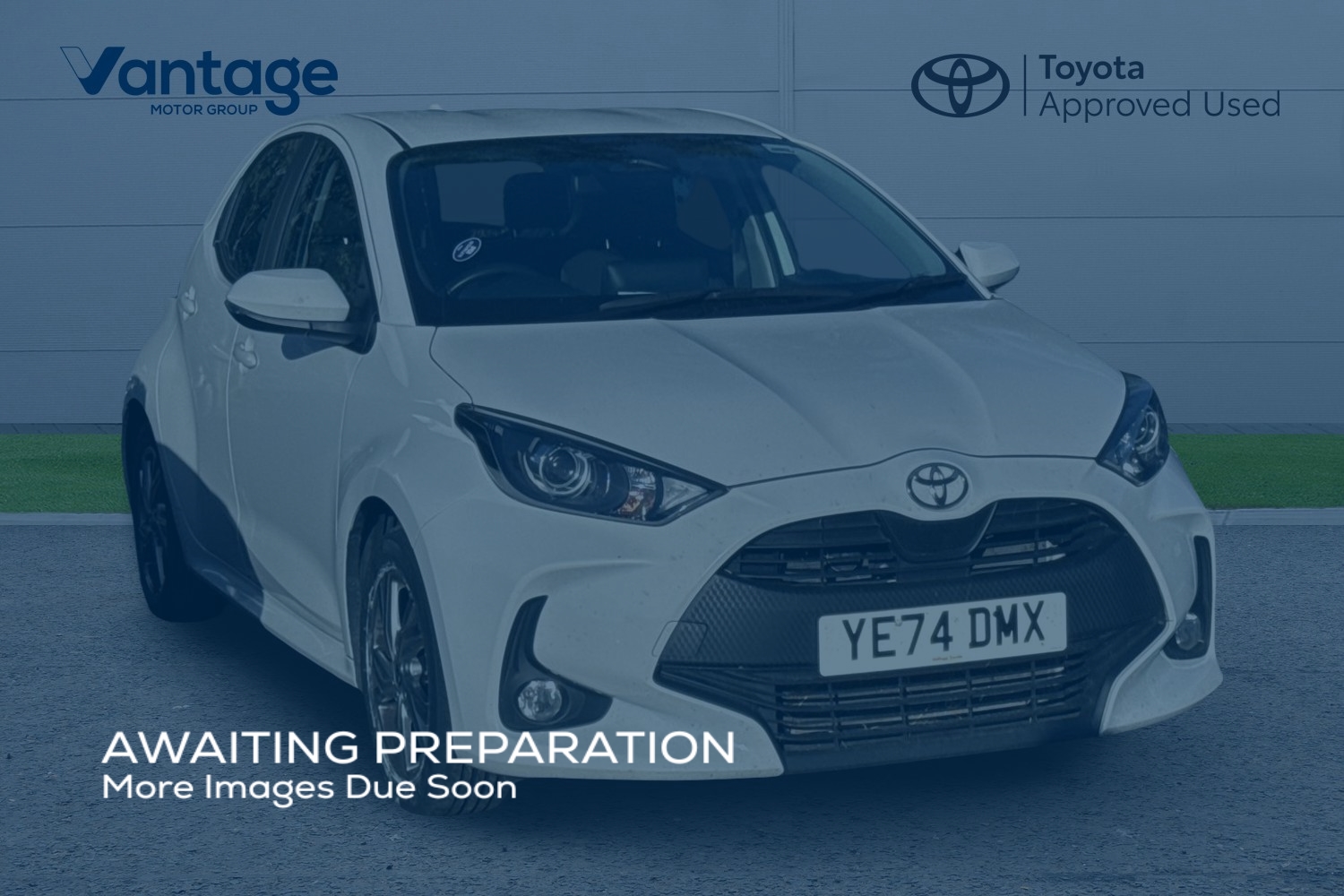 Main listing image - Toyota Yaris