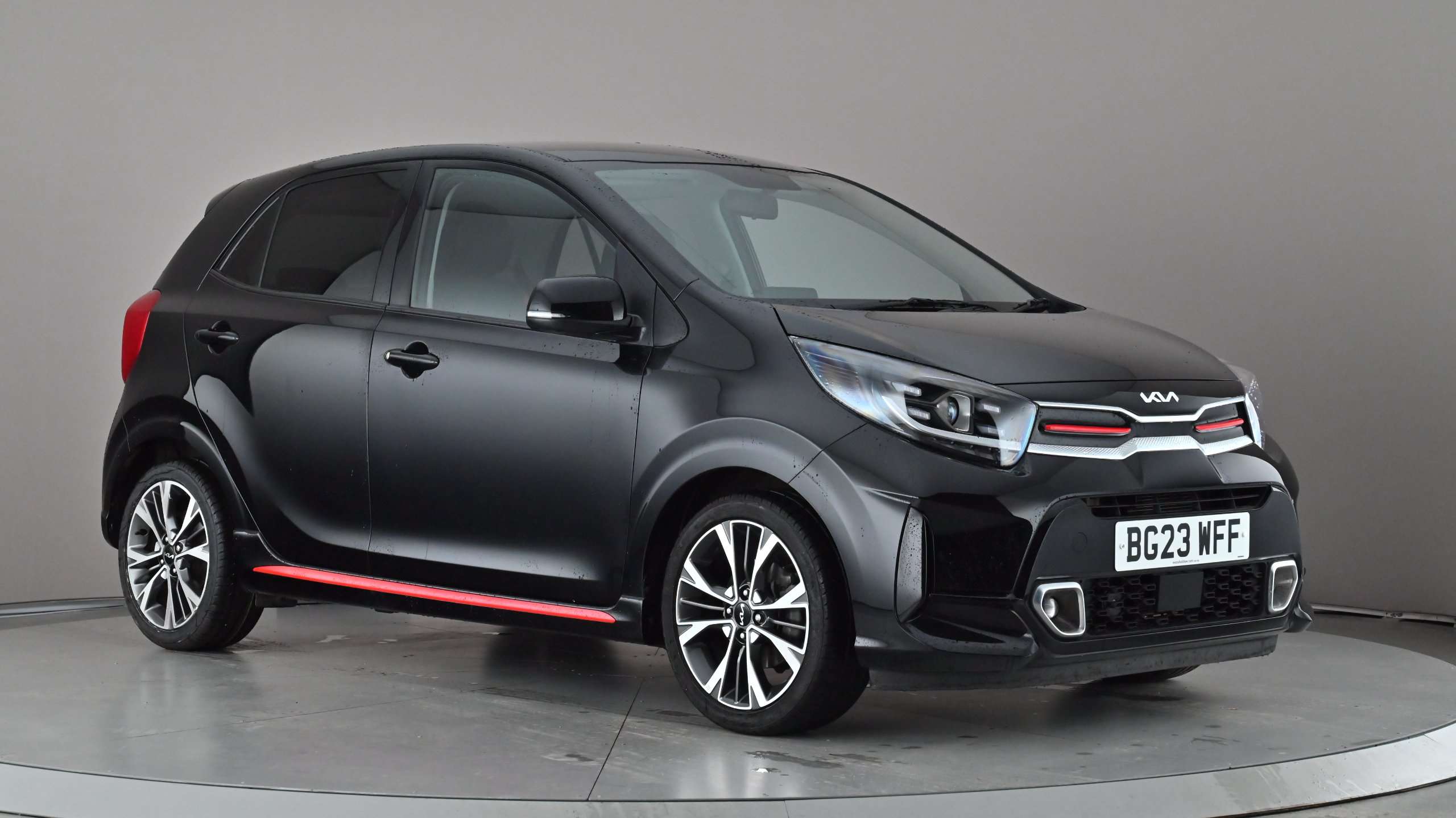 Main listing image - Kia Picanto