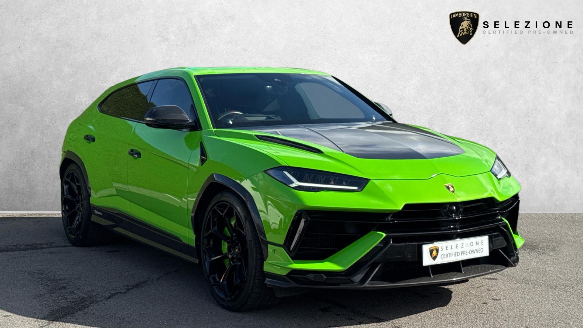 Main listing image - Lamborghini Urus