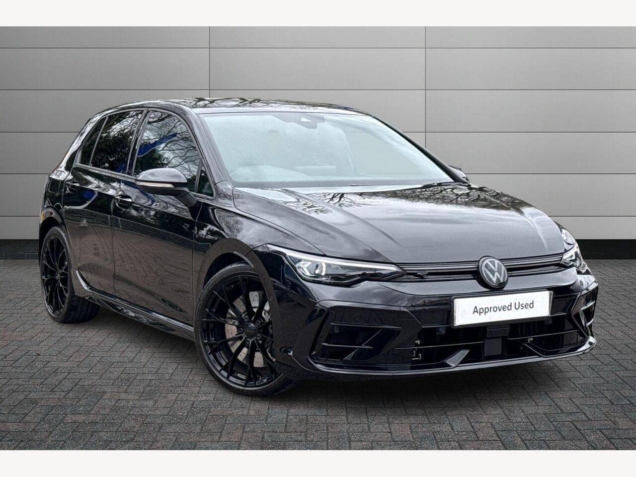 Main listing image - Volkswagen Golf R