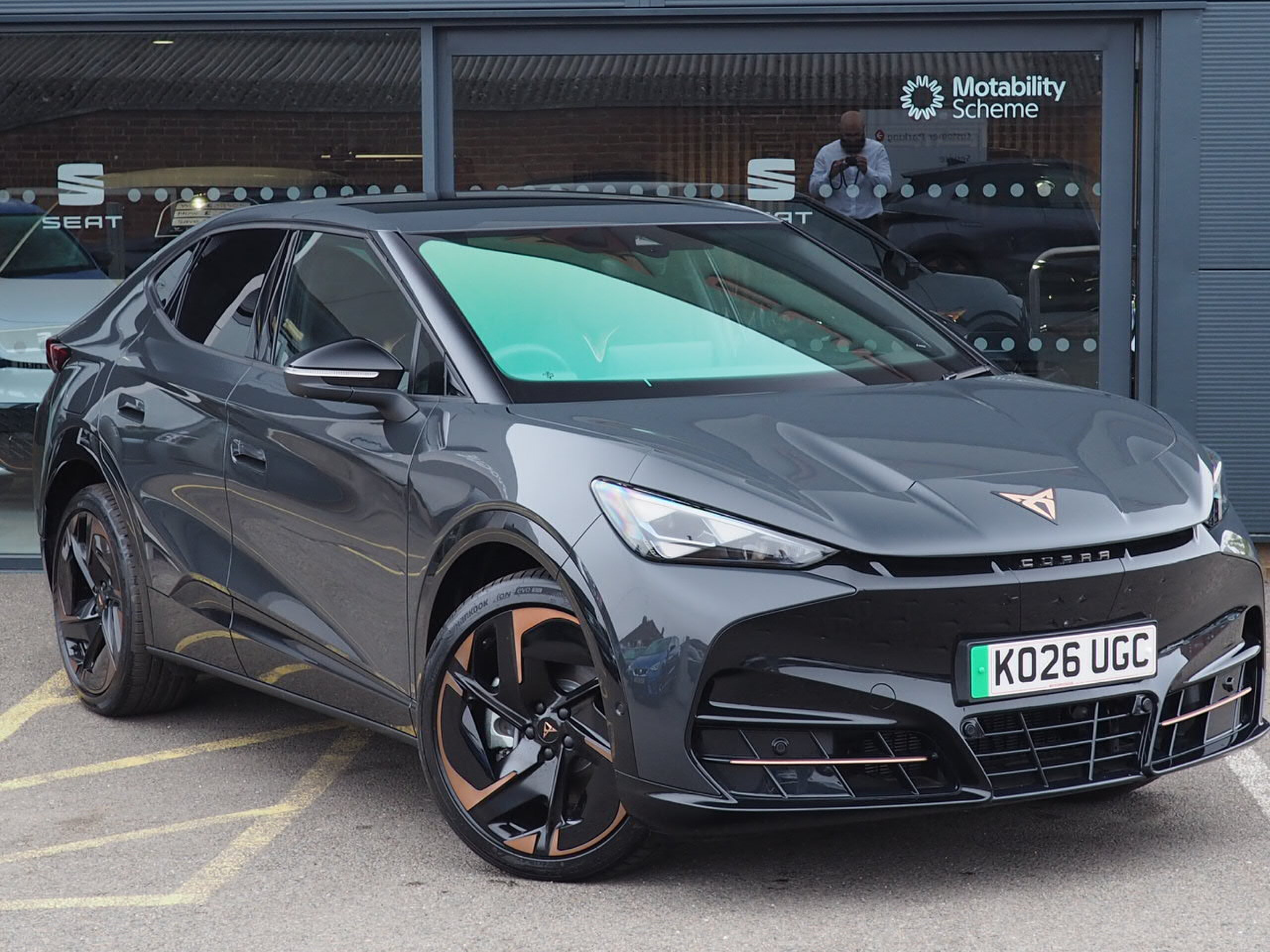 Main listing image - Cupra Tavascan