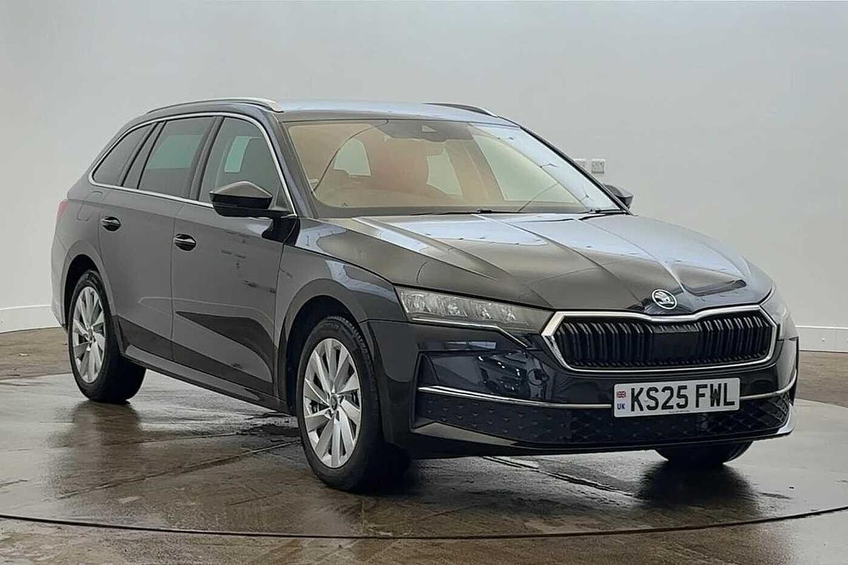 Main listing image - Skoda Octavia Estate