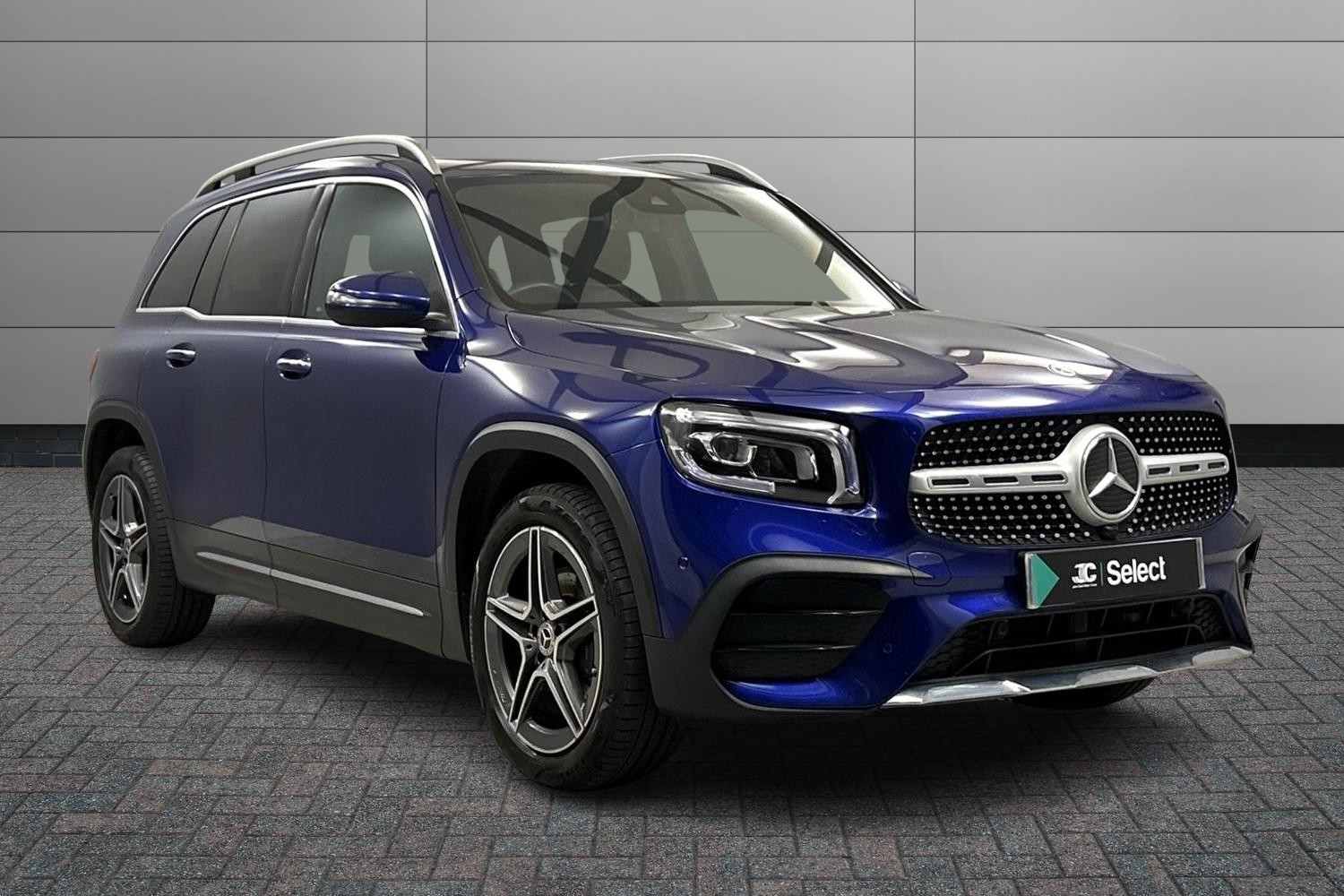 Main listing image - Mercedes-Benz GLB