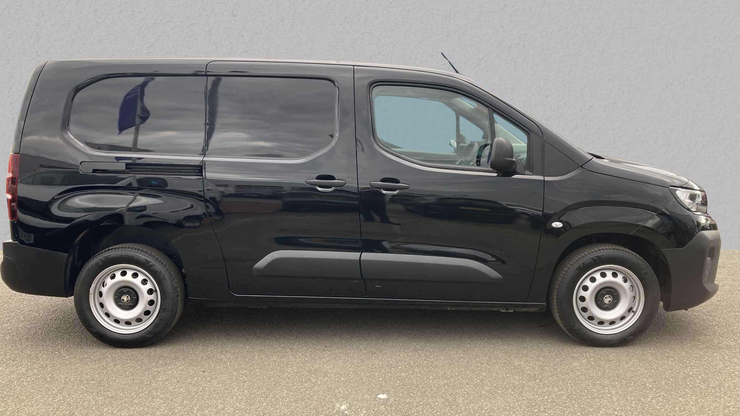 Main listing image - Vauxhall Combo Cargo