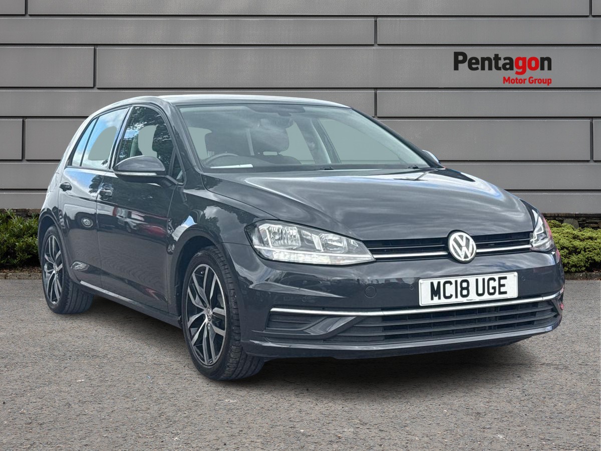 Main listing image - Volkswagen Golf