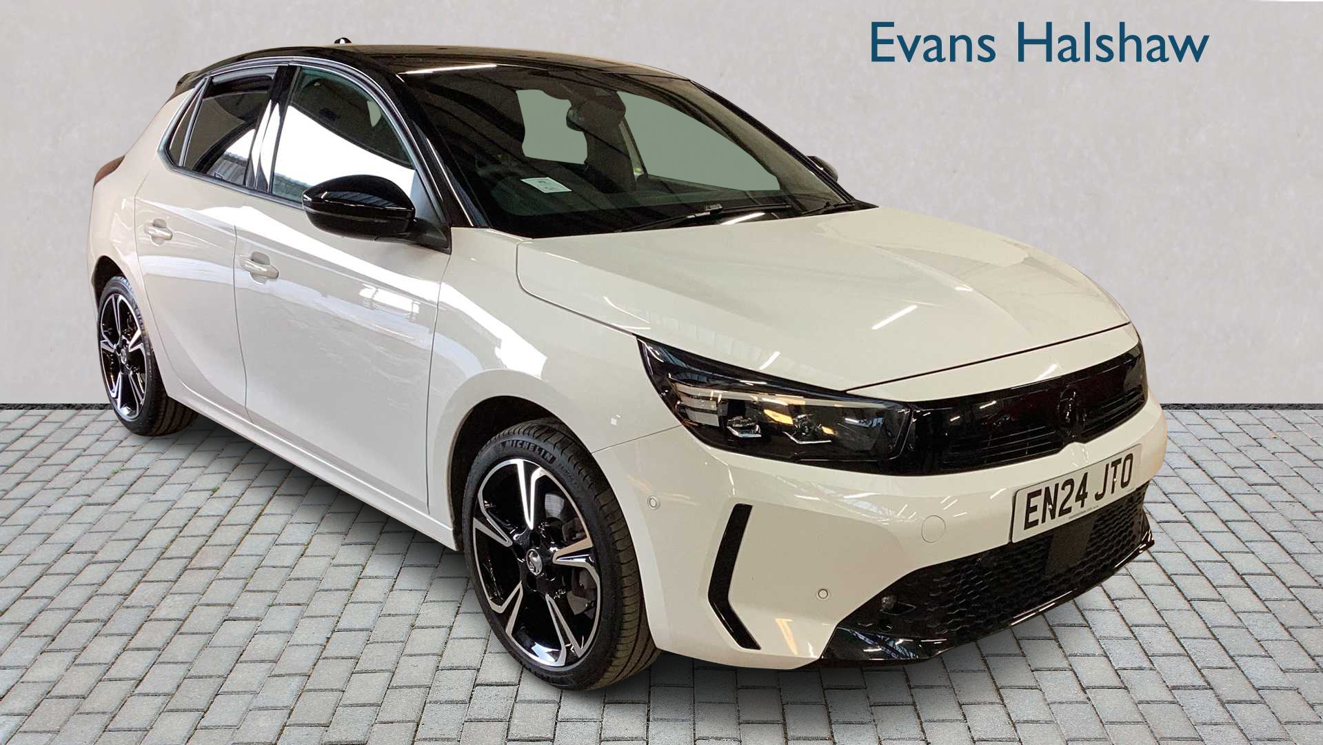 Main listing image - Vauxhall Corsa