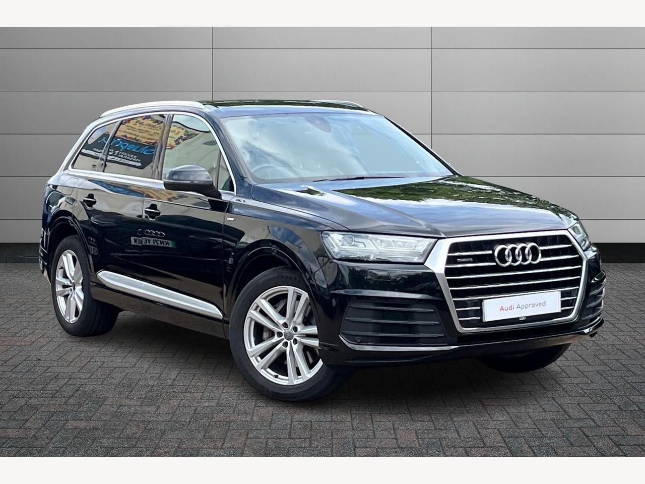 Main listing image - Audi Q7