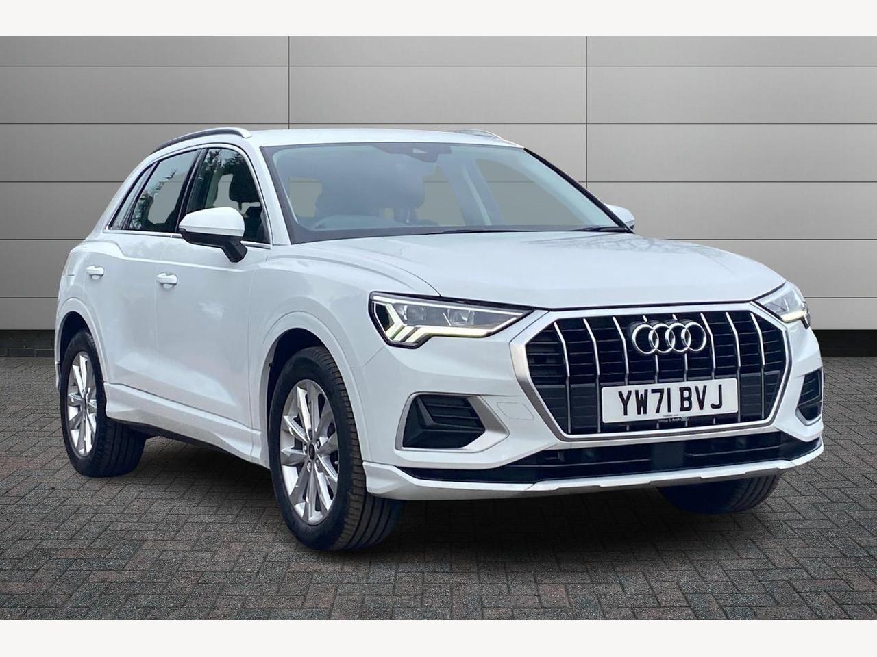 Main listing image - Audi Q3