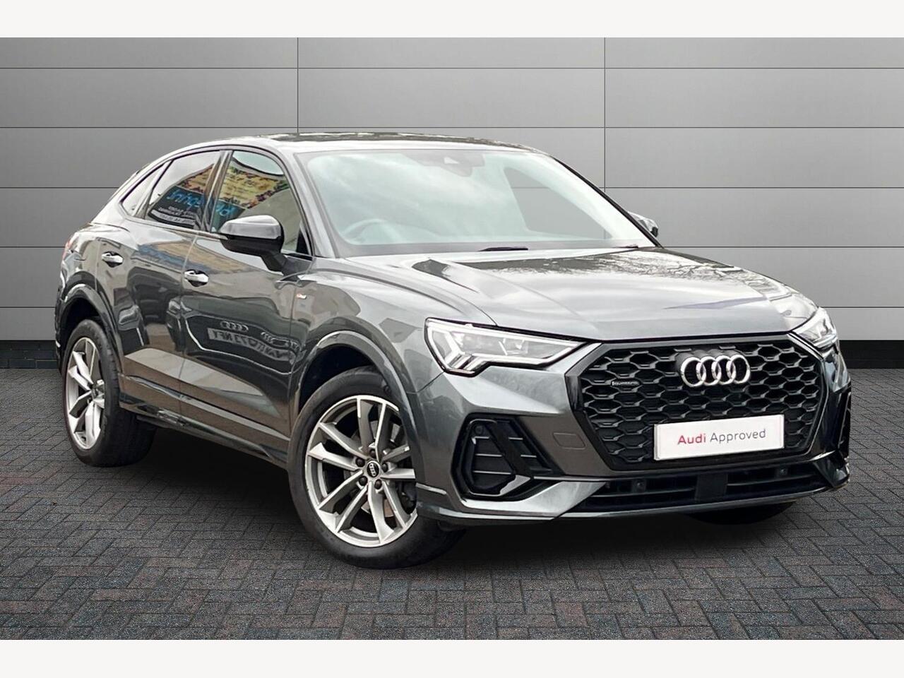 Main listing image - Audi Q3