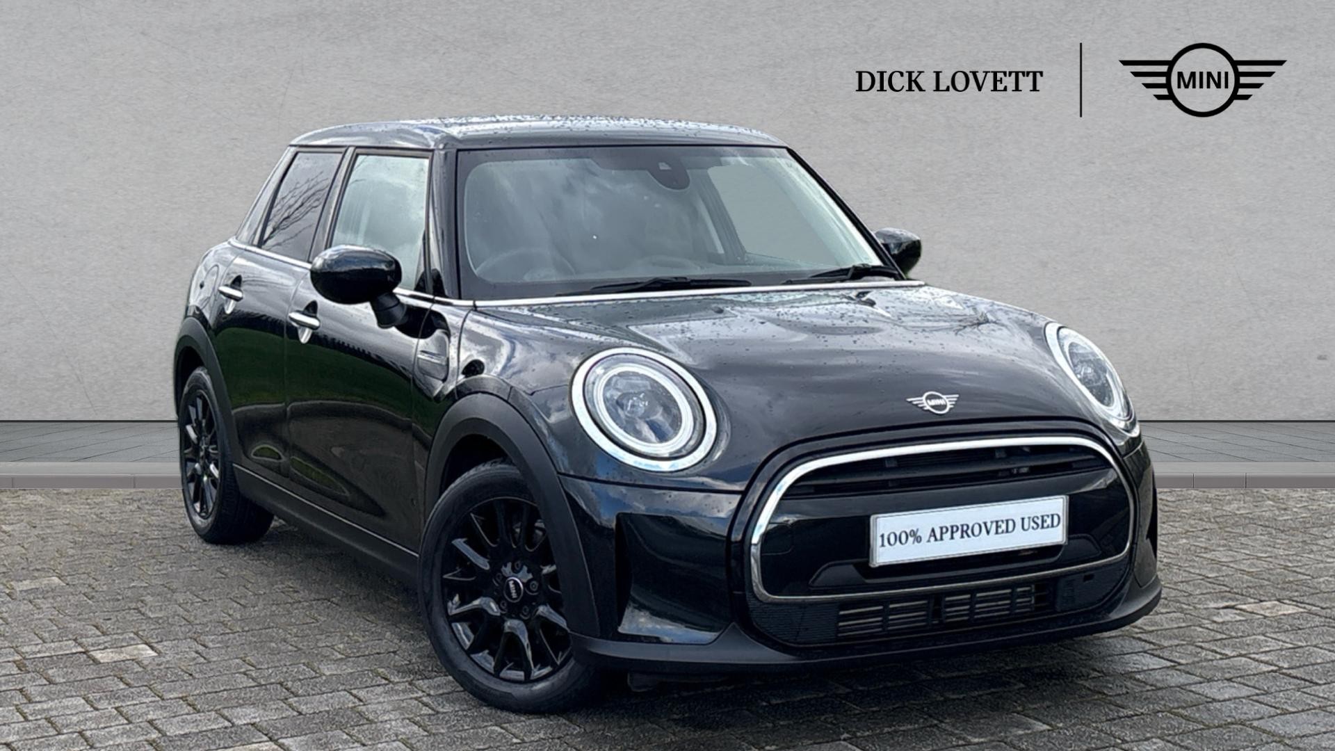 Main listing image - MINI Hatchback 5dr