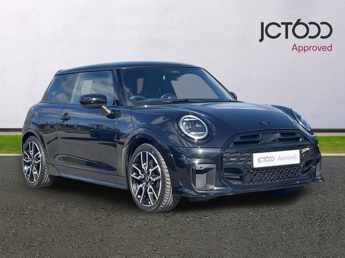 Main listing image - MINI Hatchback