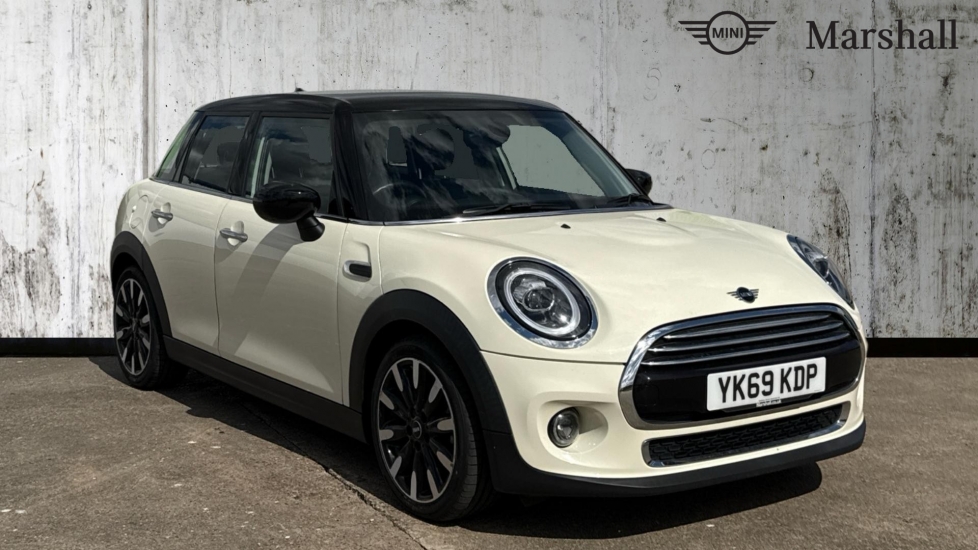 Main listing image - MINI Hatchback