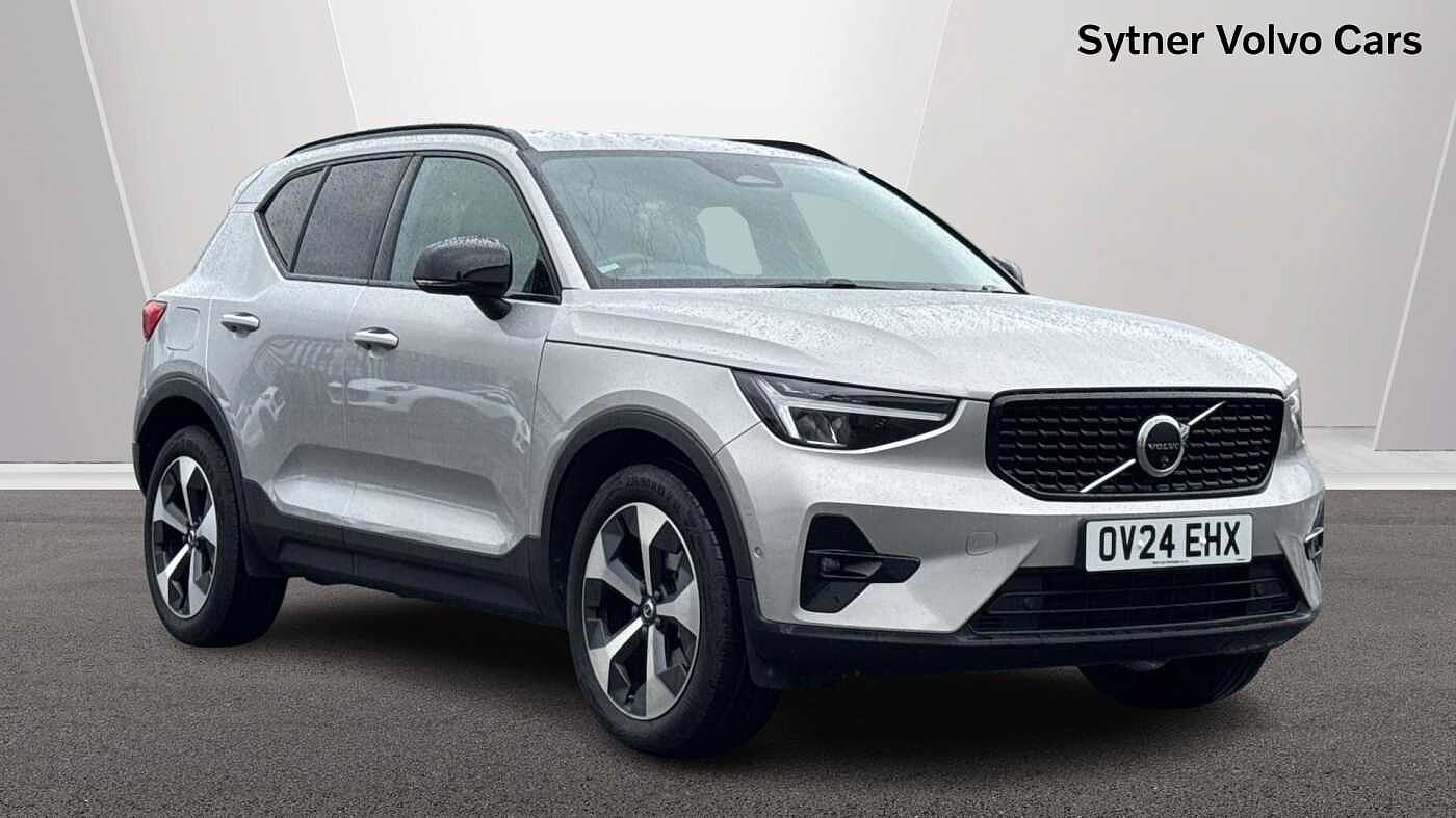 Main listing image - Volvo XC40