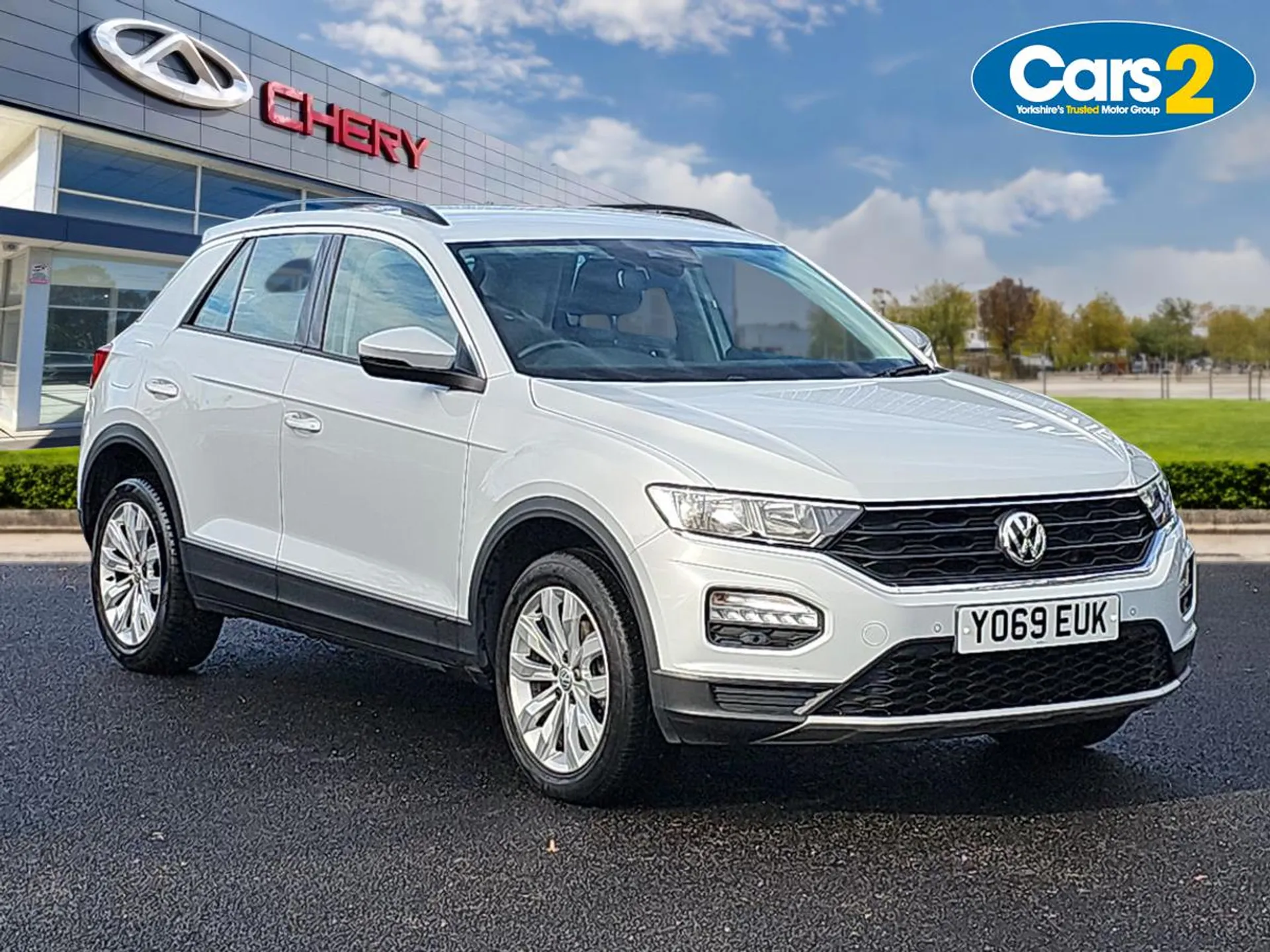 Main listing image - Volkswagen T-Roc
