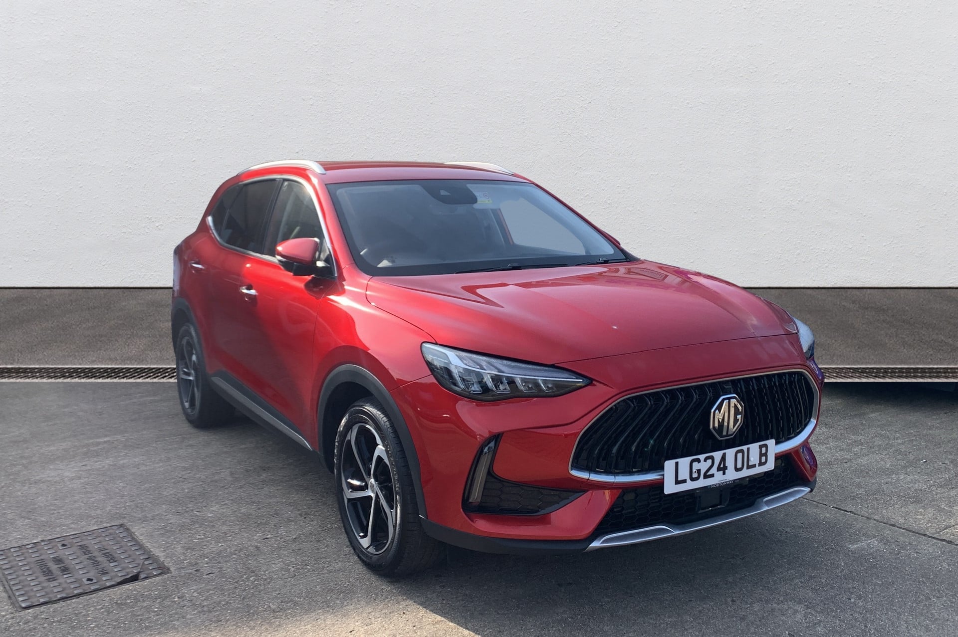 Main listing image - MG HS