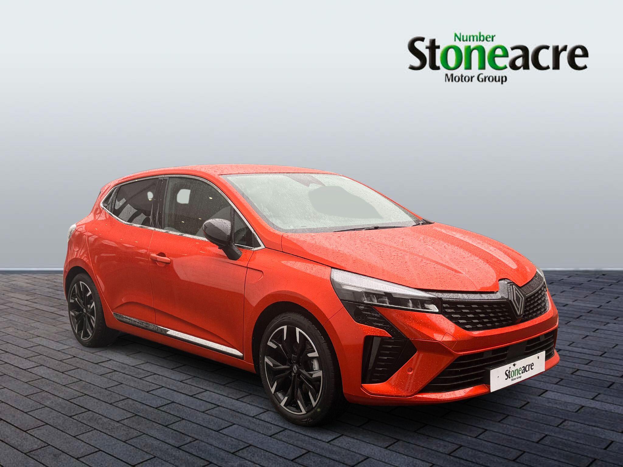 Main listing image - Renault Clio