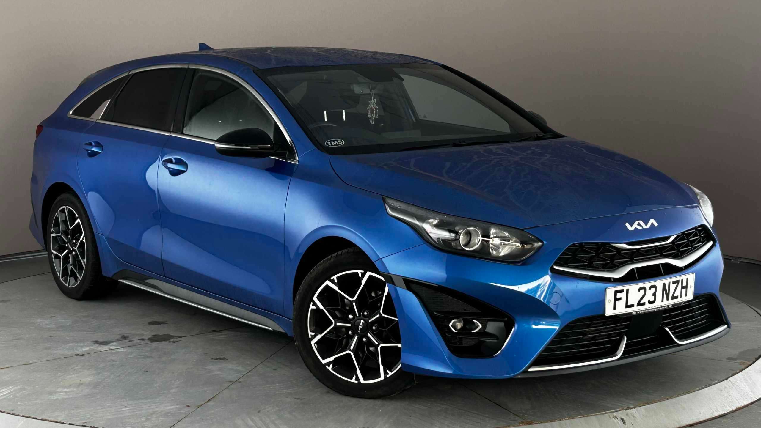 Main listing image - Kia ProCeed