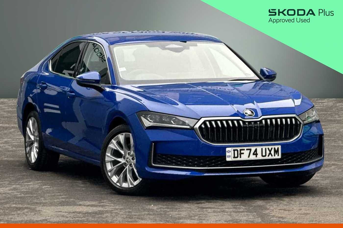 Main listing image - Skoda Superb