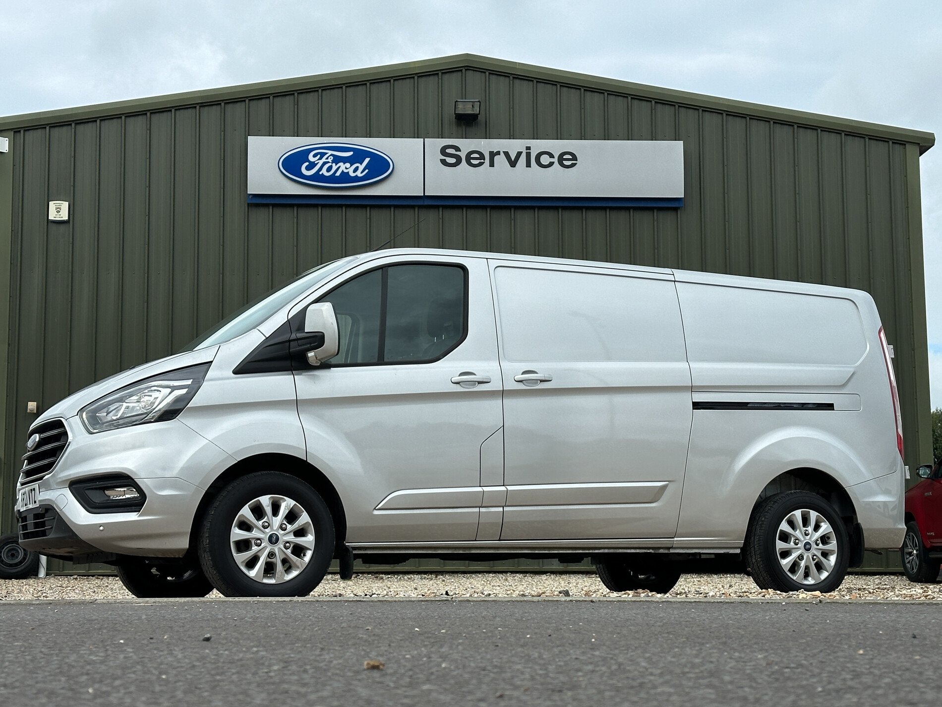 Main listing image - Ford Transit Custom