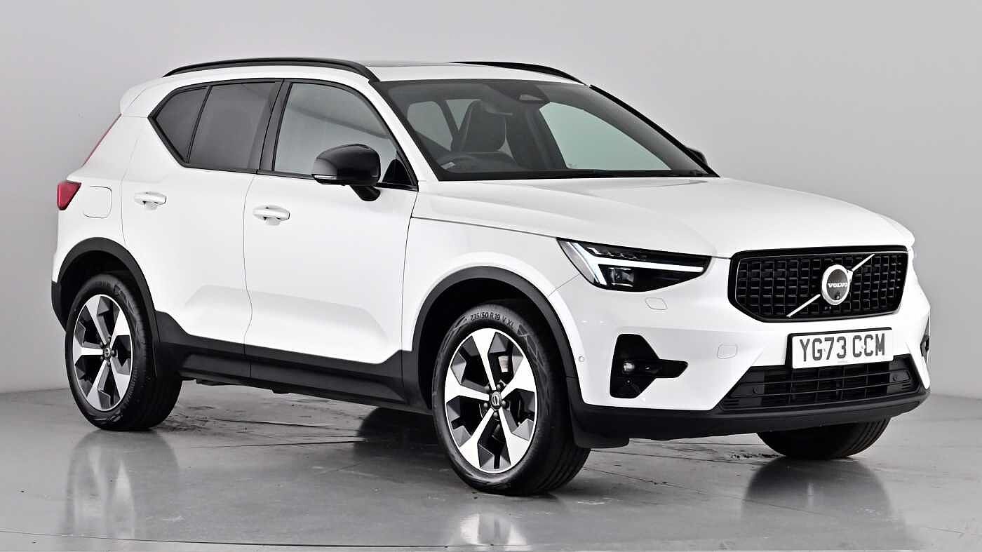 Main listing image - Volvo XC40