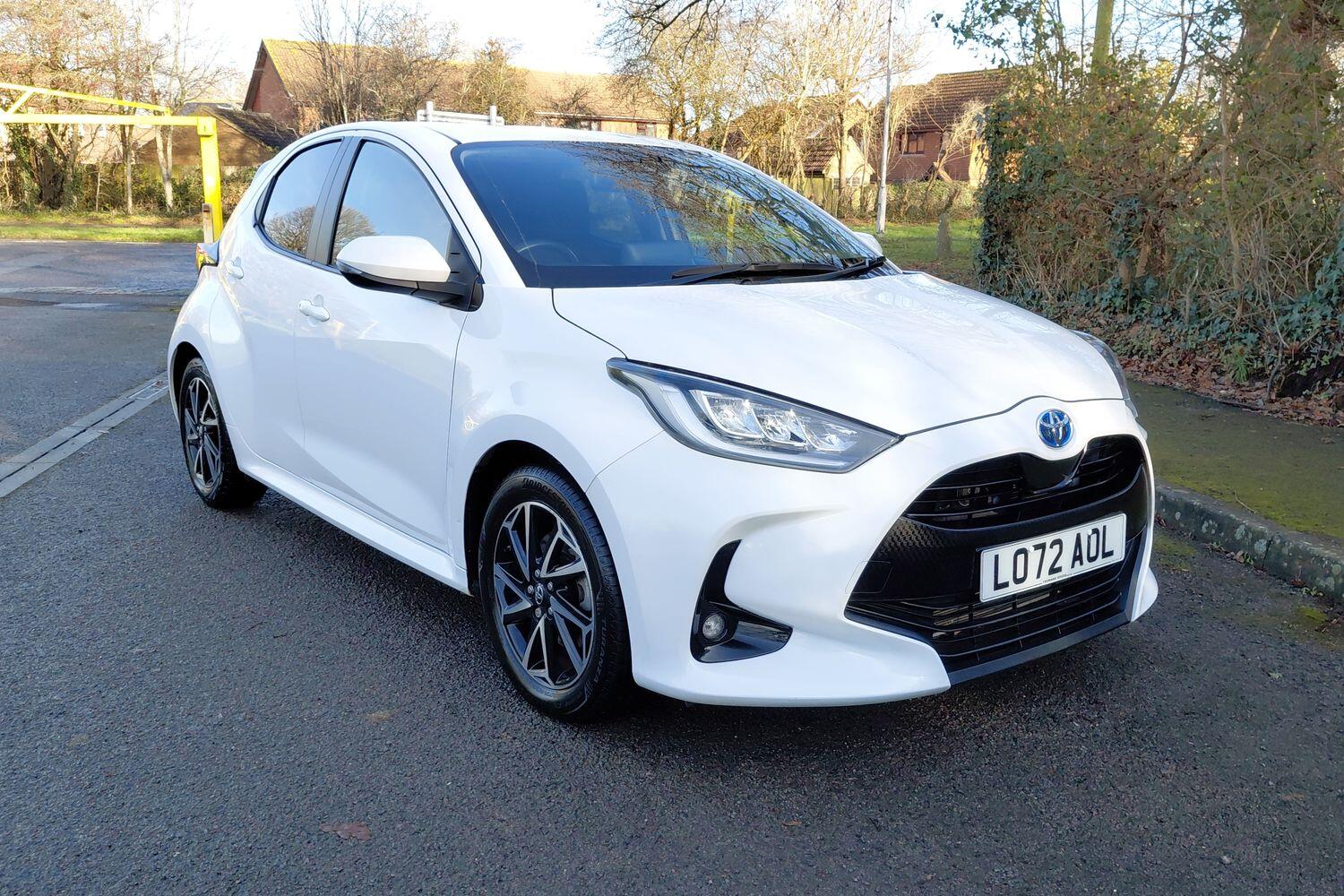 Main listing image - Toyota Yaris