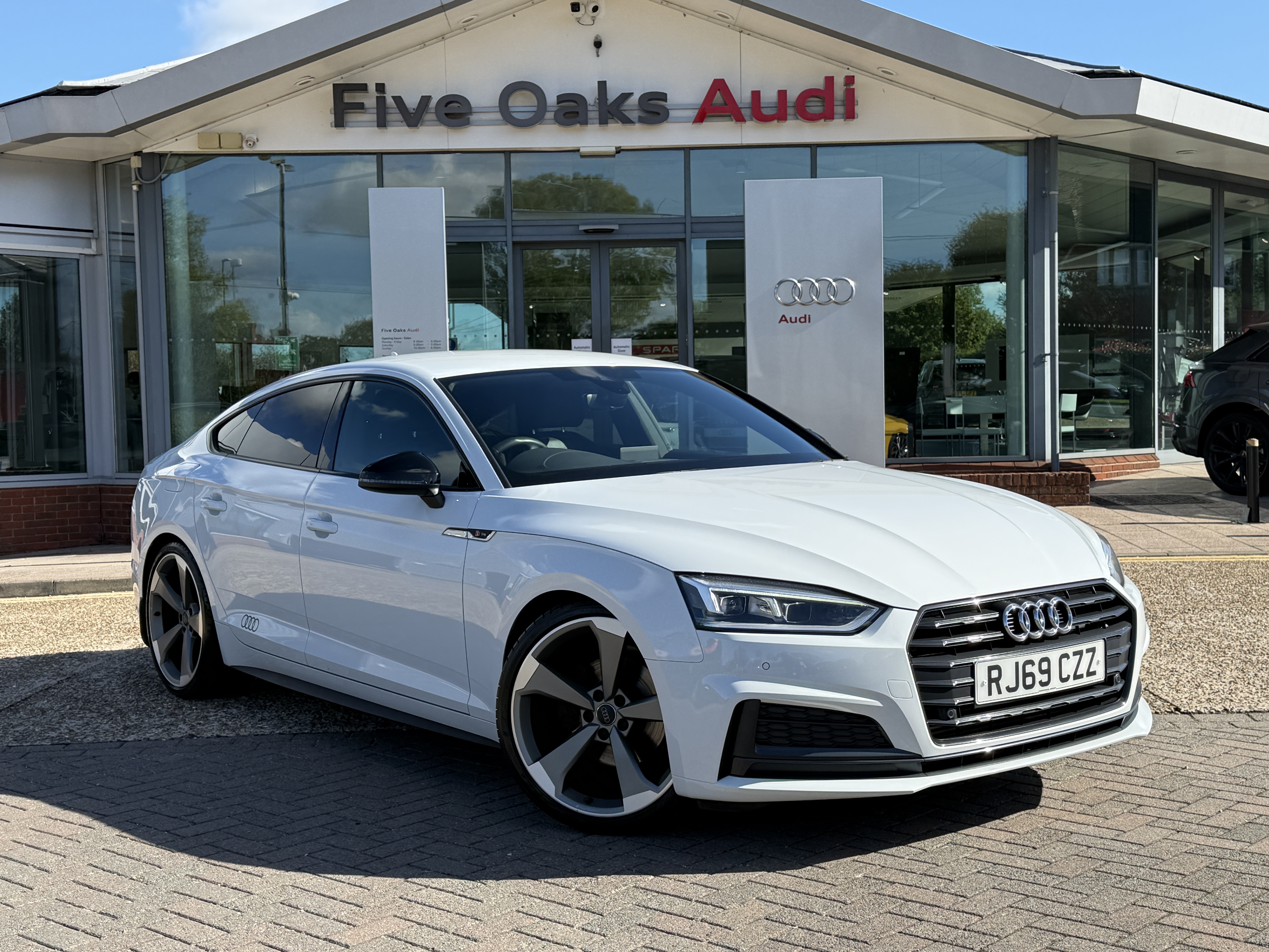 Main listing image - Audi A5