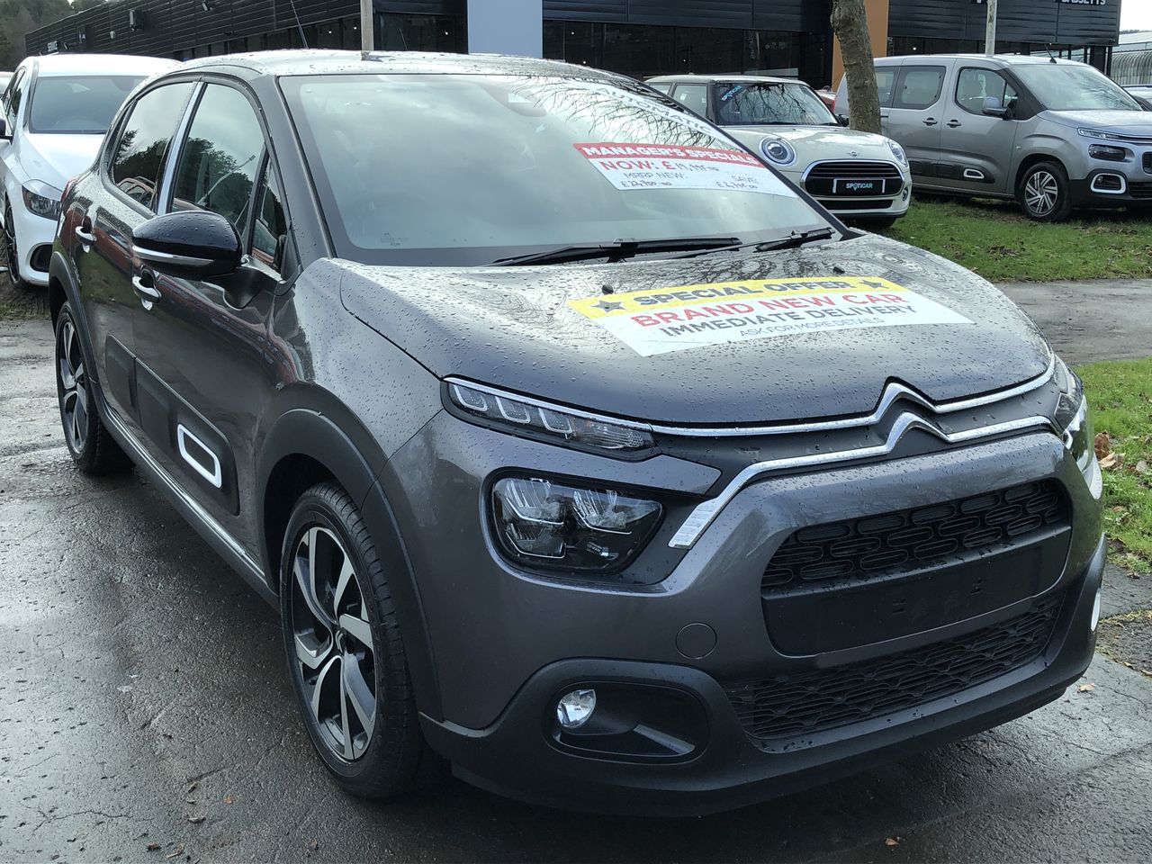 Main listing image - Citroen C3