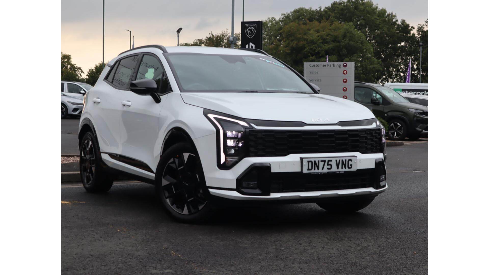 Main listing image - Kia Sportage