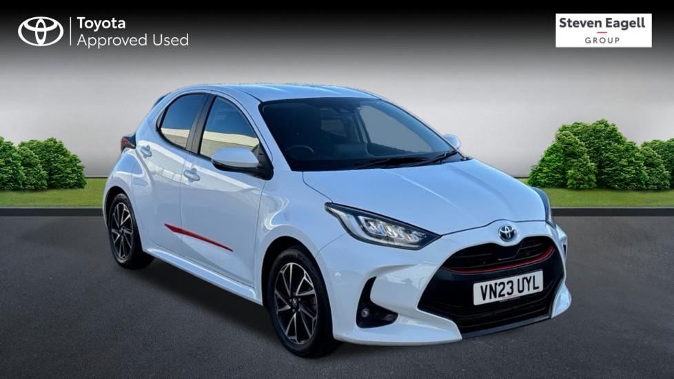 Main listing image - Toyota Yaris