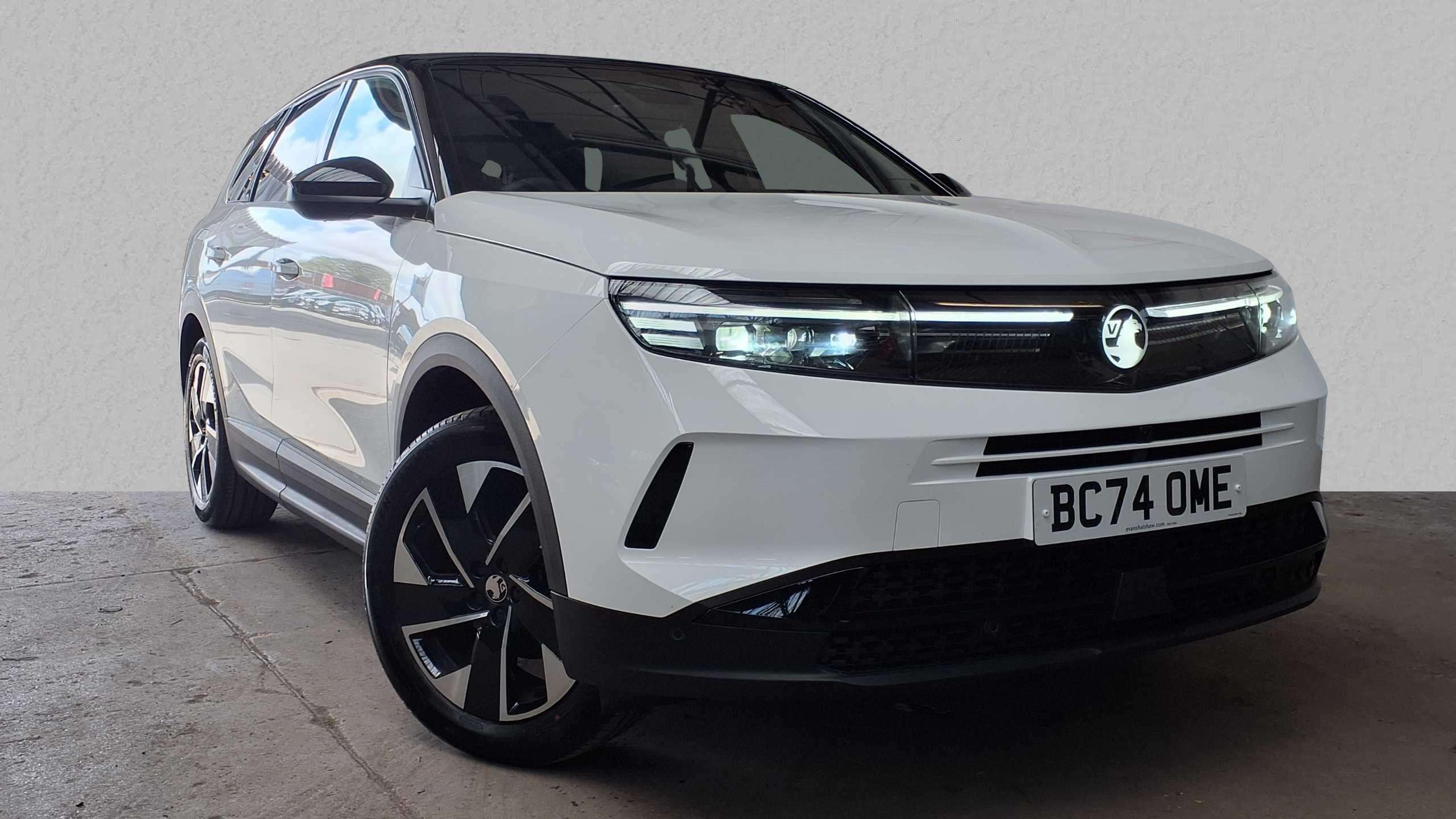 Main listing image - Vauxhall Grandland