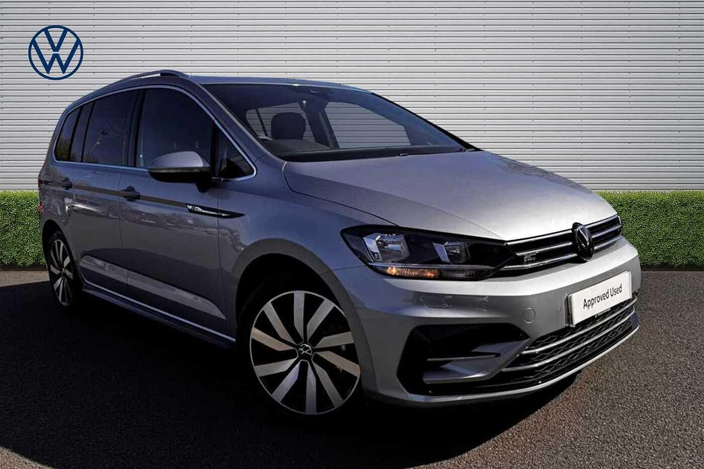 Main listing image - Volkswagen Touran